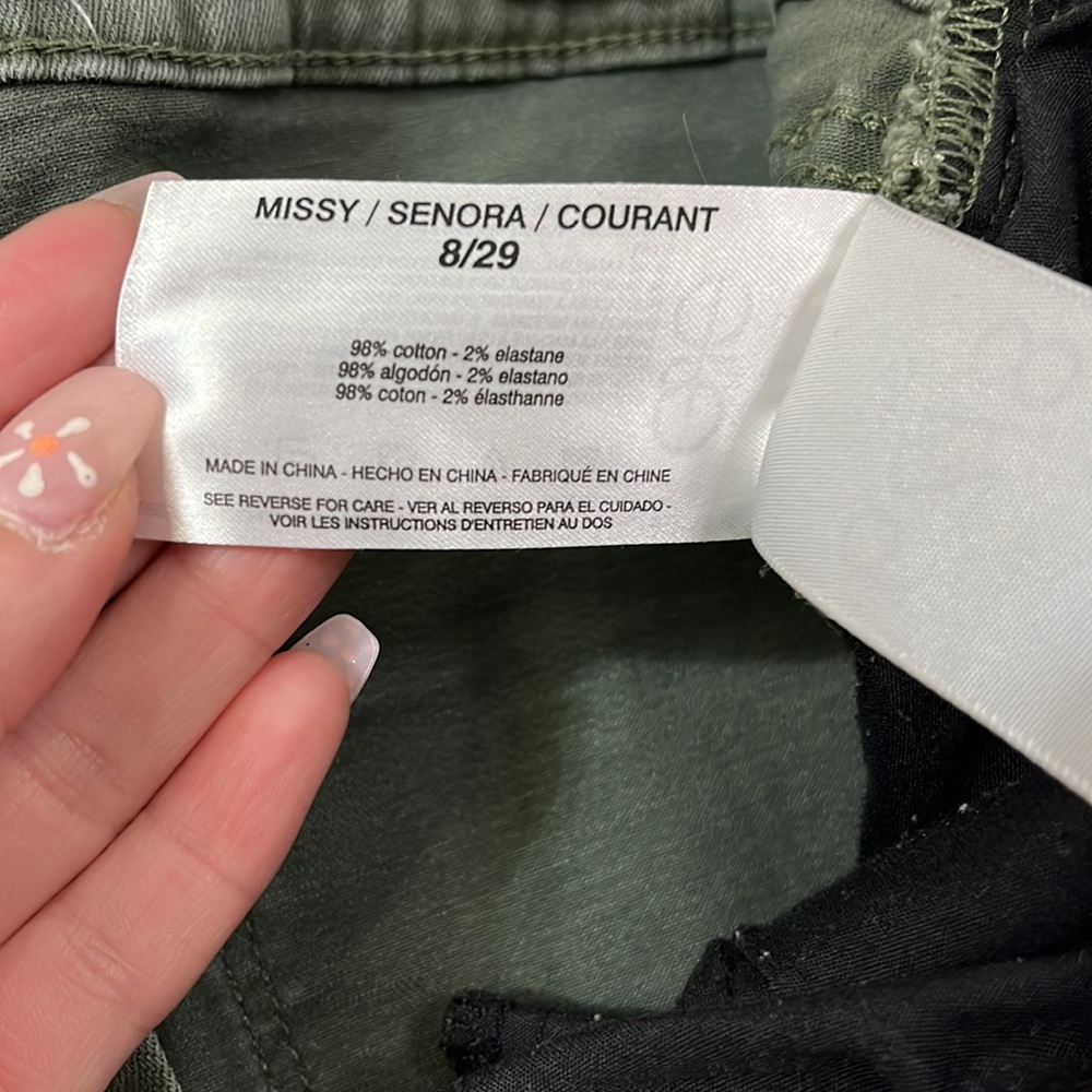 Social Standard by Sanctuary Green Camo High Rise Skinny Jeans Size 8/29 - Picture 9 of 11